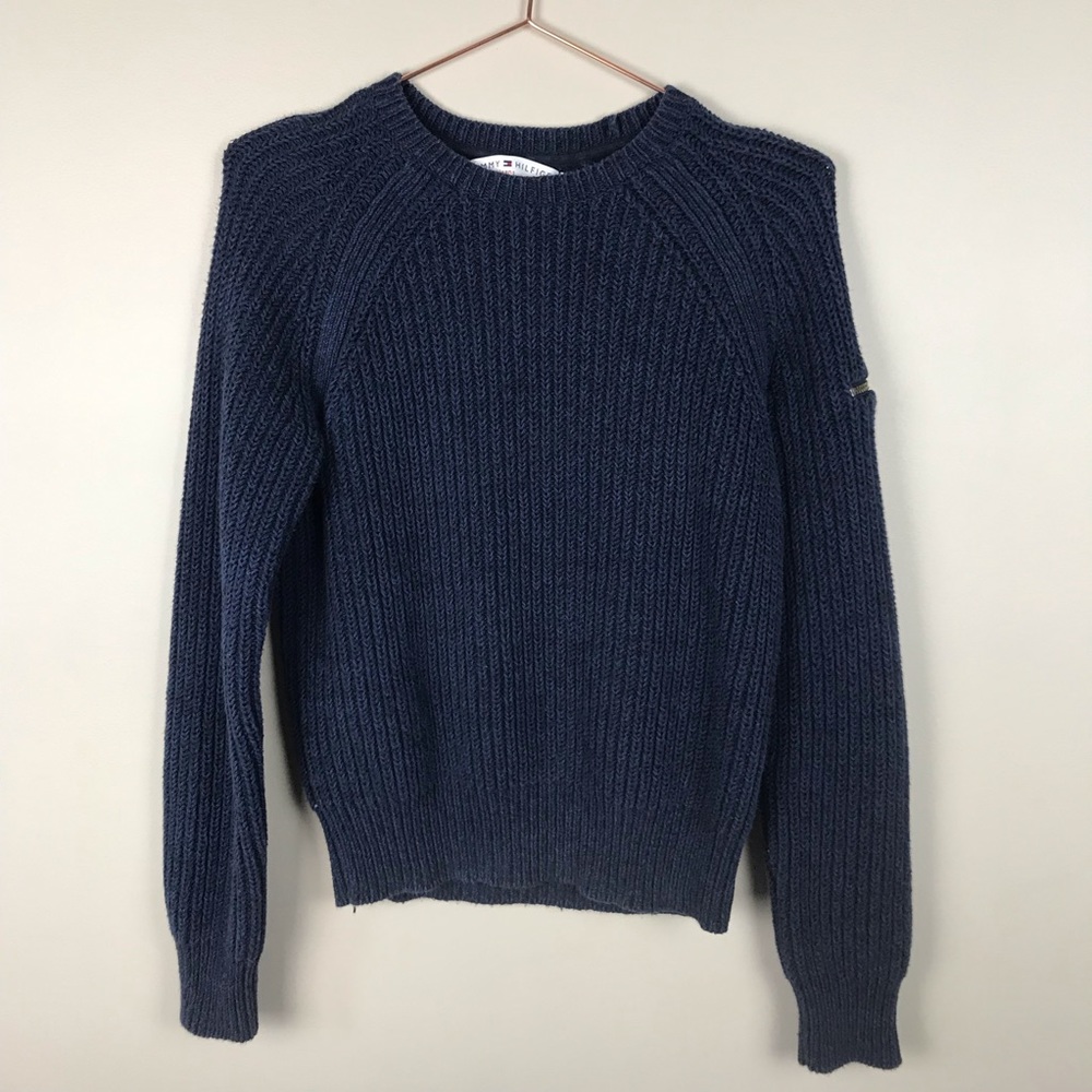 Tommy Hilfiger sweater women’s size M